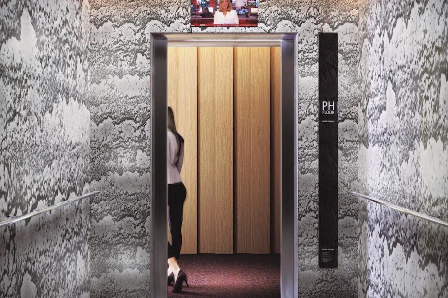 KK010_0016329_VIEW 21_ELEVATOR
