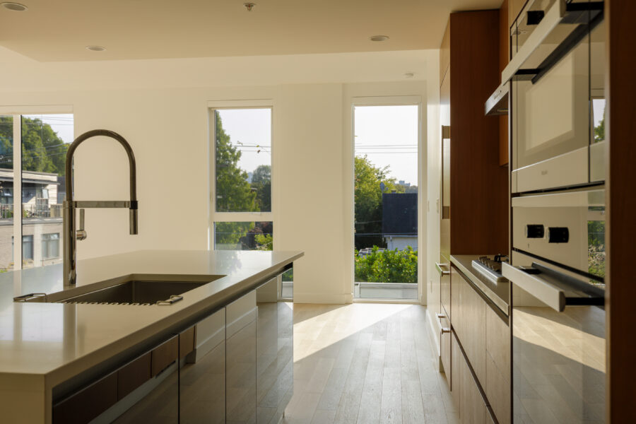 402-2888-Arbutus-st-Vancouver-04
