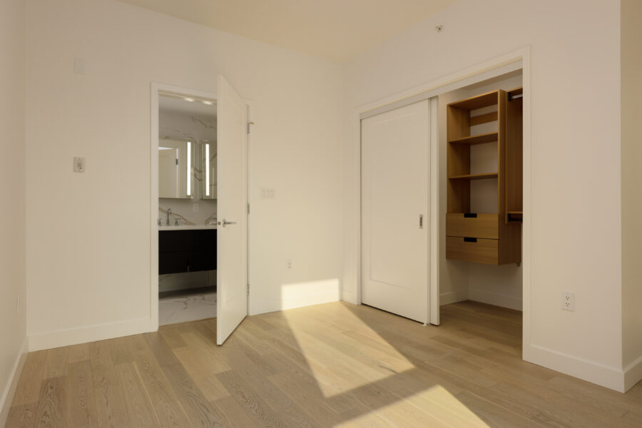 402-2888-Arbutus-st-Vancouver-05